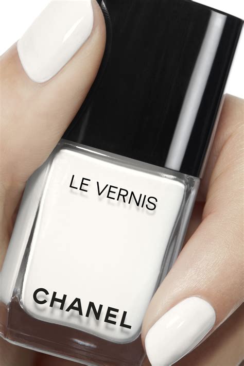 711 pure white chanel|CHANEL Le Vernis 711 Pure White (Nail Colour) .